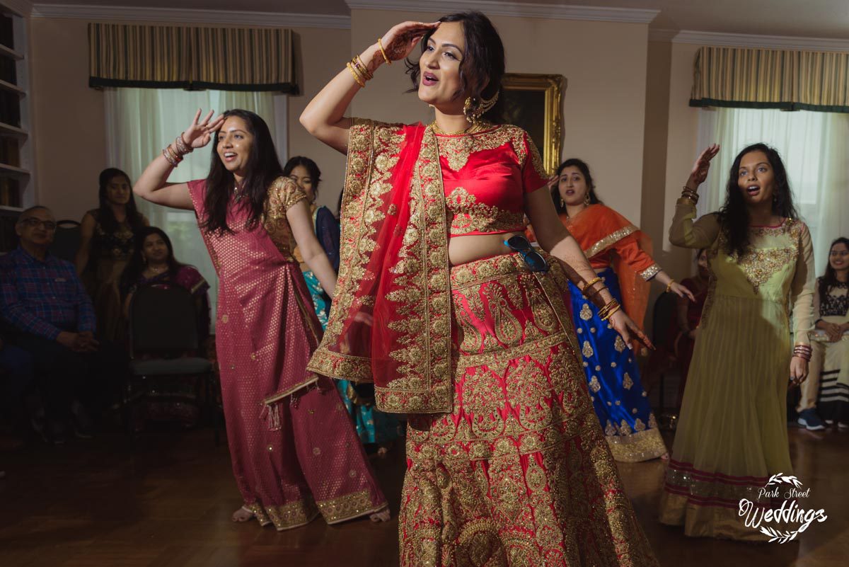 A "Bollywood" Performance bride-ladies-displaying-bollywood-dance-moves-at-indian-wedding-danbury-ct